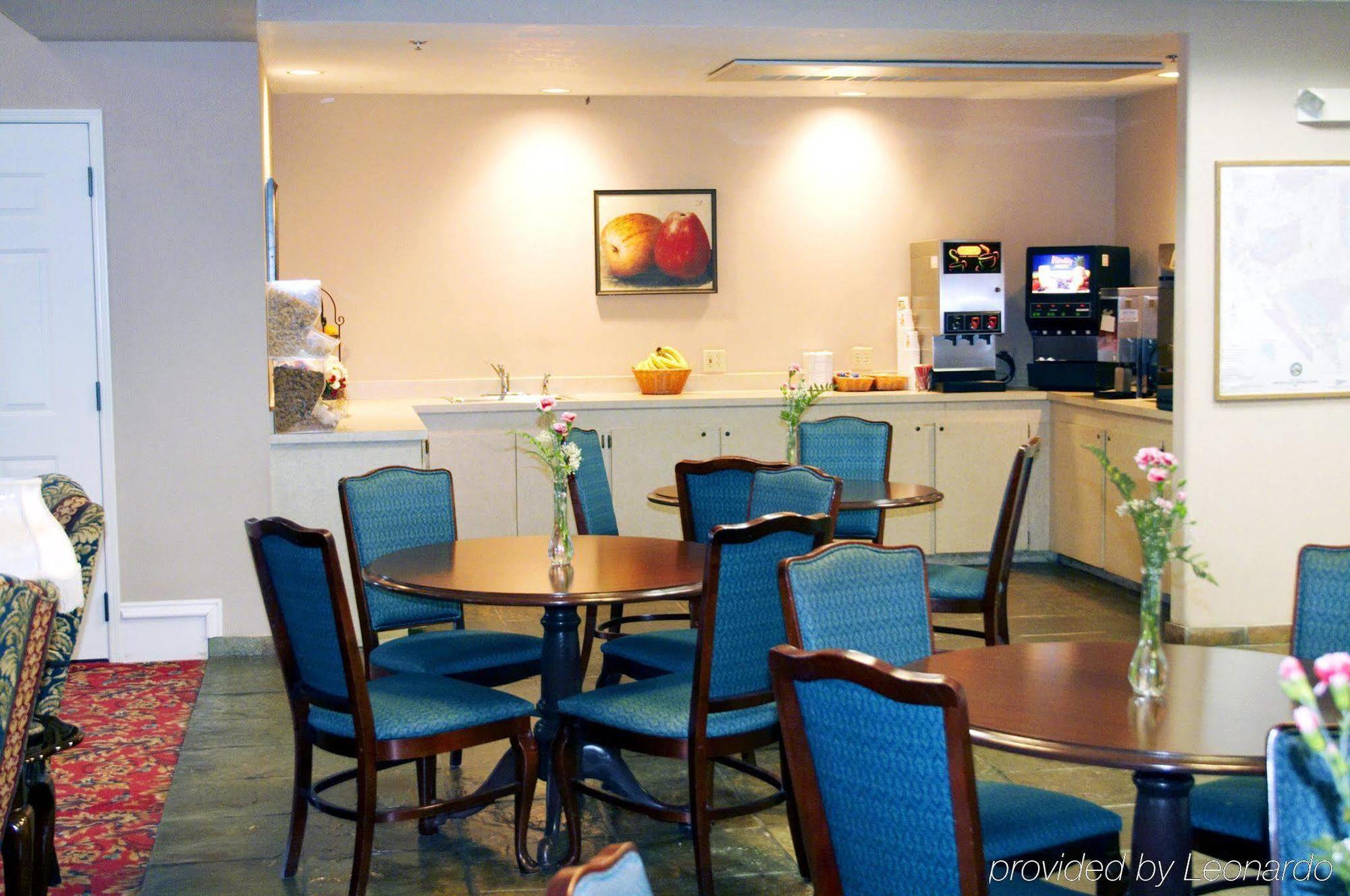 Surestay Hotel By Best Western Eureka المطعم الصورة